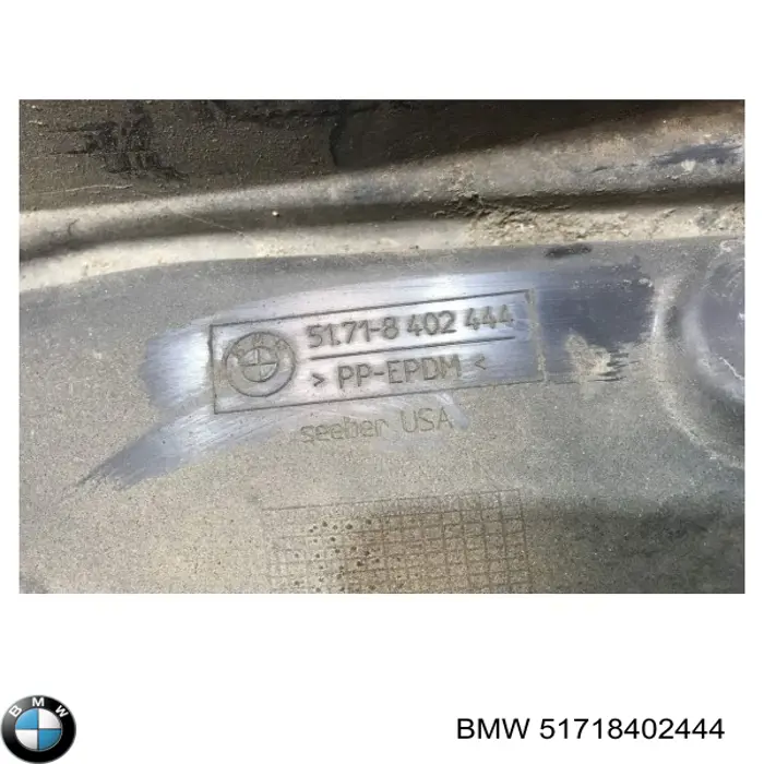 Compre 51718402444 BMW Guarda-barras direito do pára-lama dianteiro