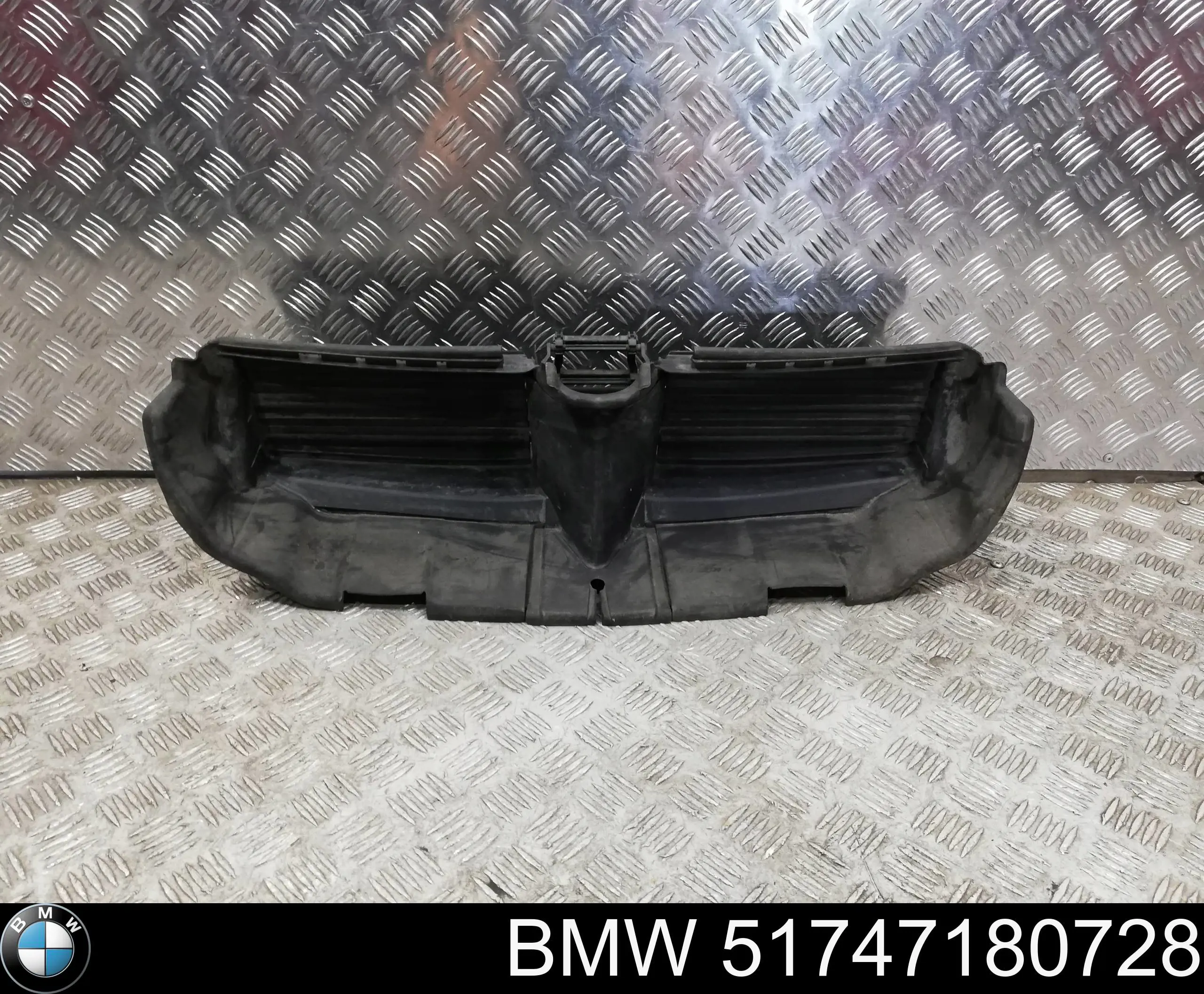 Perciana do radiador de esfriamento BMW 51747180728 preço, a partir de 325,02 USD
