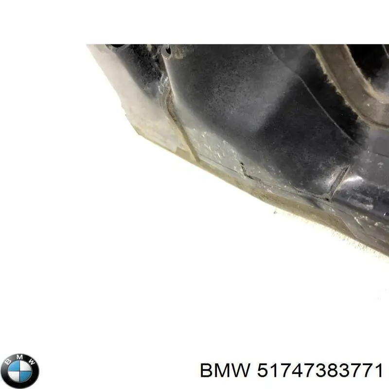 51747383771 BMW Conduto de ar (defletor) inferior do radiador