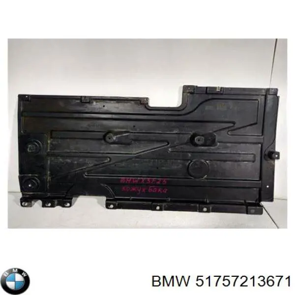 51757213671 BMW Proteção dianteira esquerda de fundo