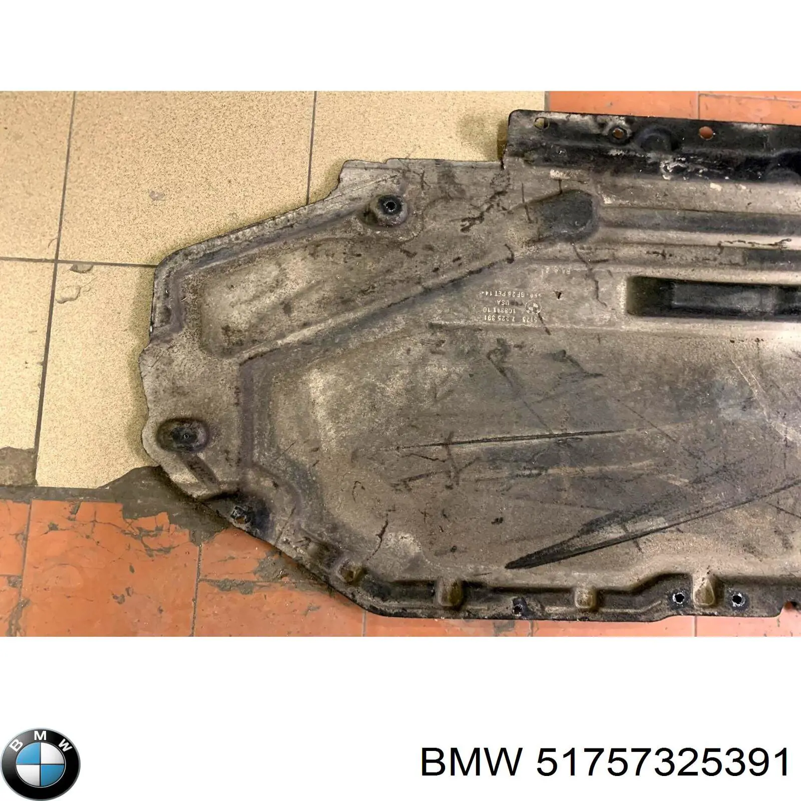 Compre 51757325391 BMW Proteção de fundo, do tanque de combustível