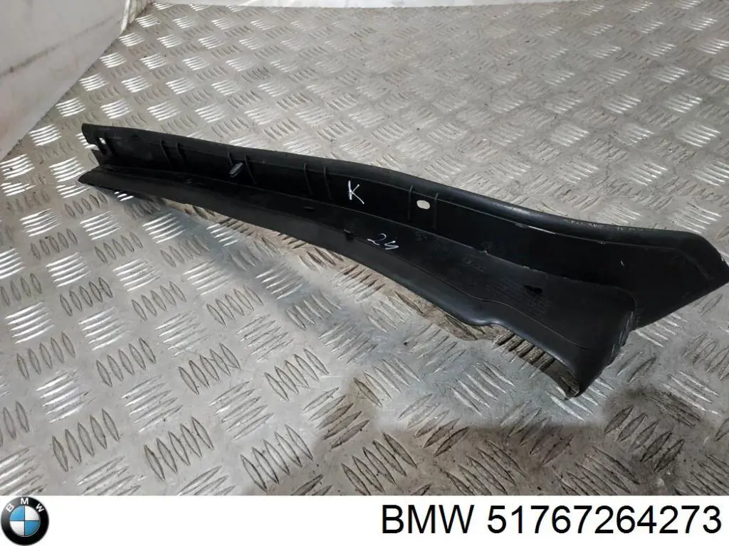 Compre 51767264273 BMW Compactador do pára-lama