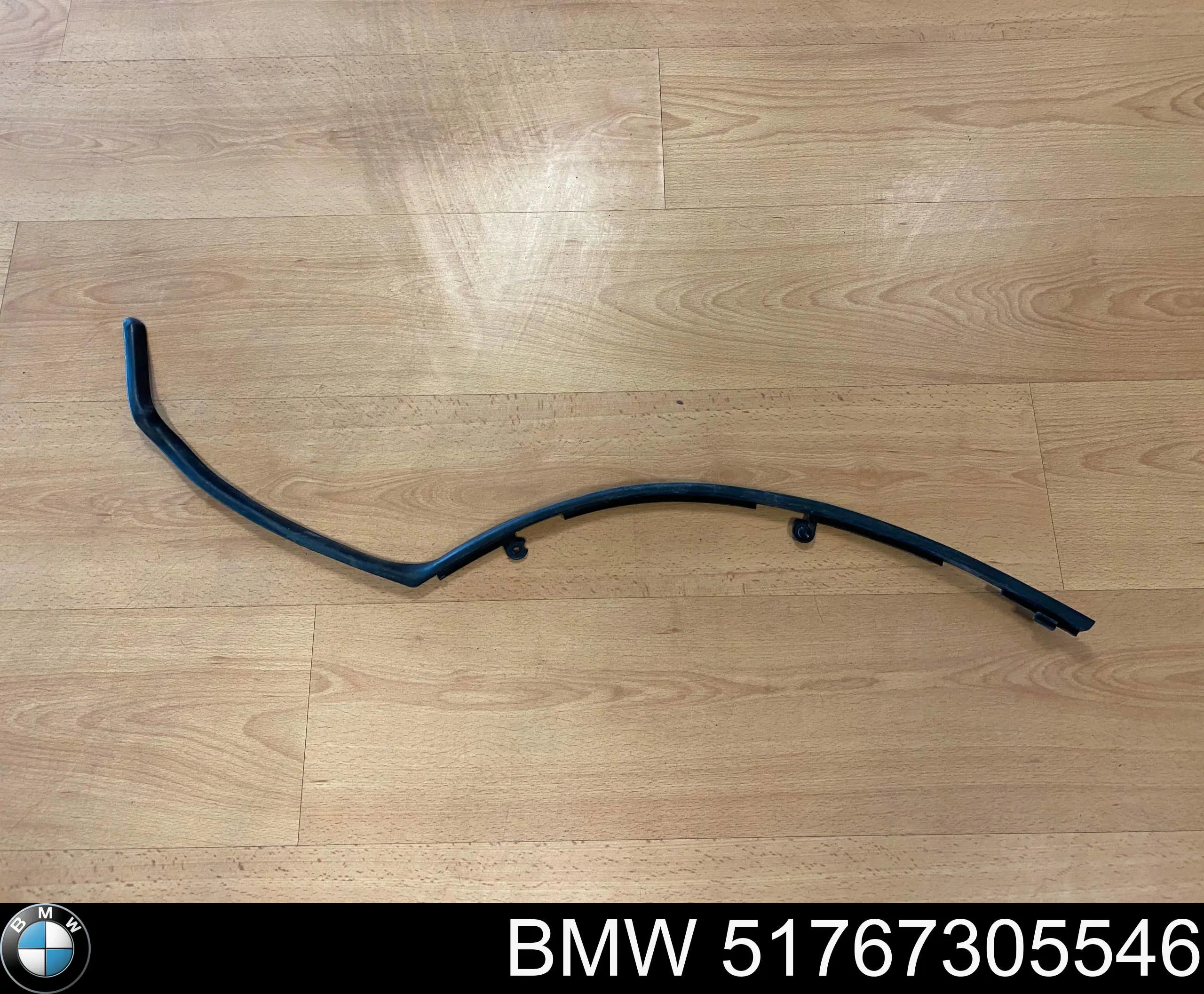 51767305546 BMW Compactador da porta traseira direita (na porta)