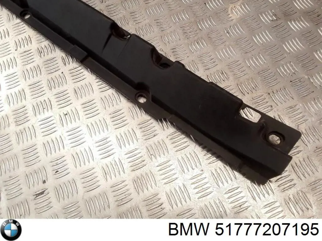 Compre 51777207195 BMW Suporte de acesso (fixação)