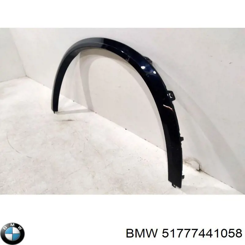 51777441058 BMW Expansor (placa sobreposta) de arco do pára-lama dianteiro direito