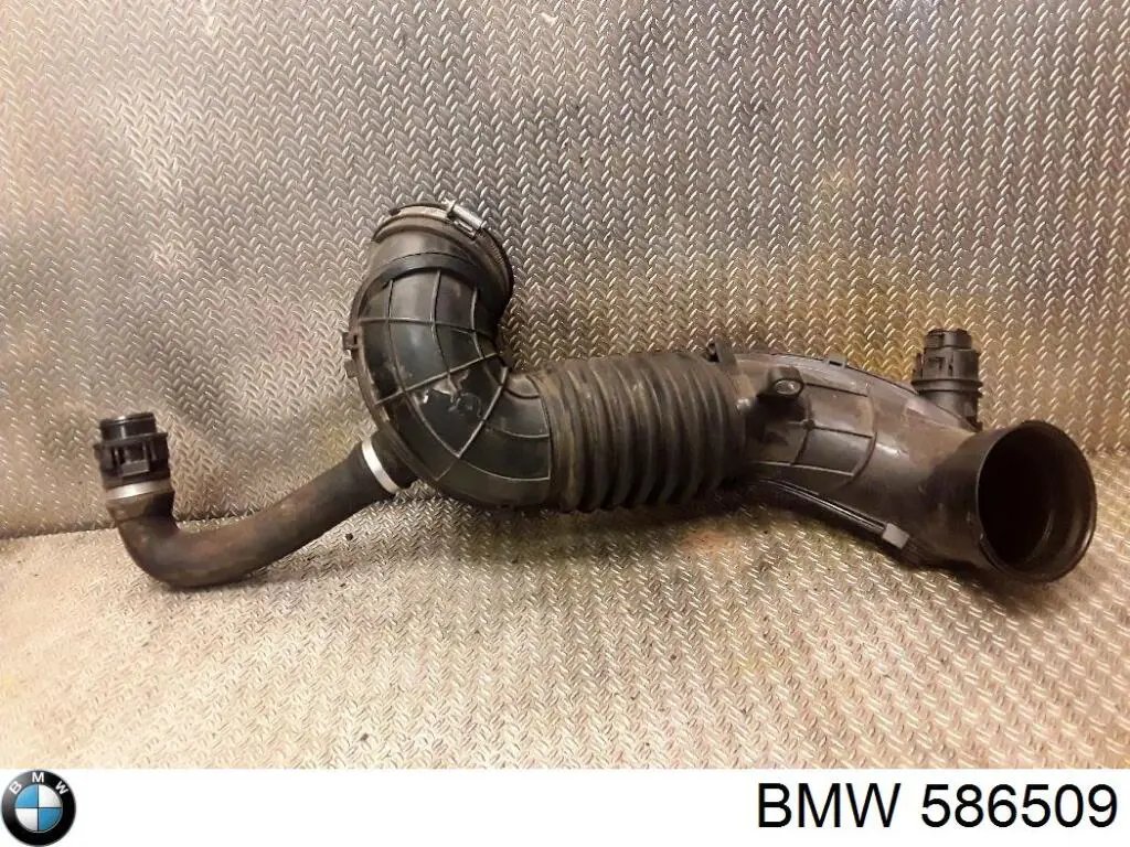 586509 BMW 