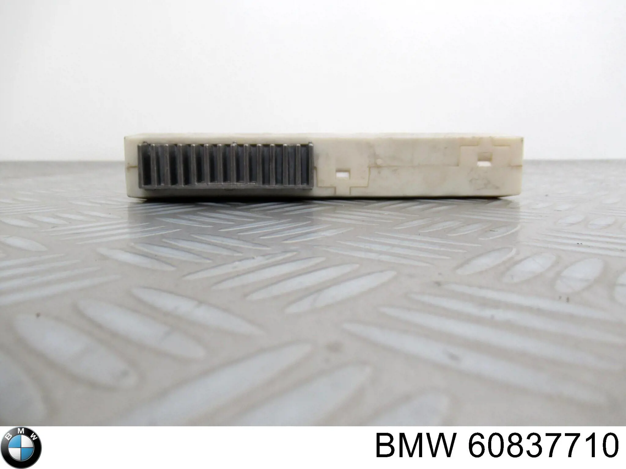 Compre 60837710 BMW 