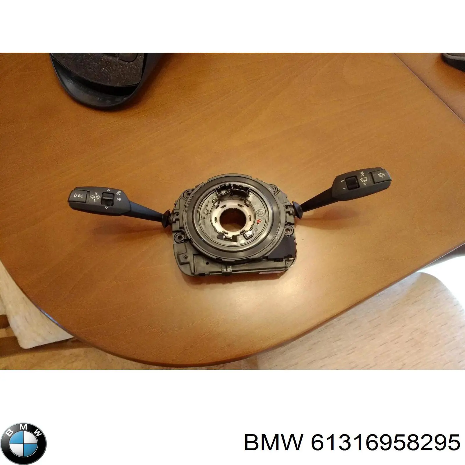 61316989578 BMW Comutador instalado na coluna da direção, parte central