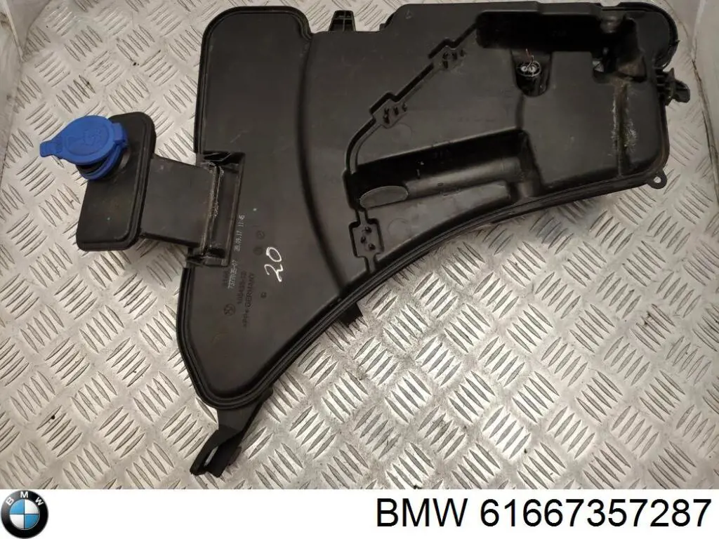 61667357287 BMW Gargalo do tanque de fluido para lavador