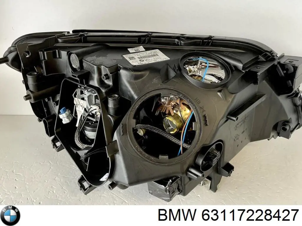 63117228427 BMW Luz esquerda