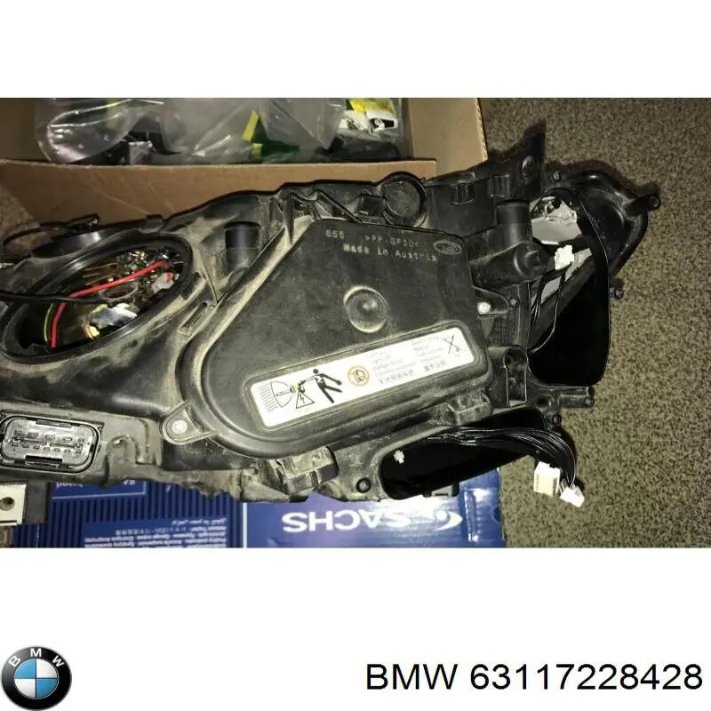 Compre 63117228428 BMW Luz direita
