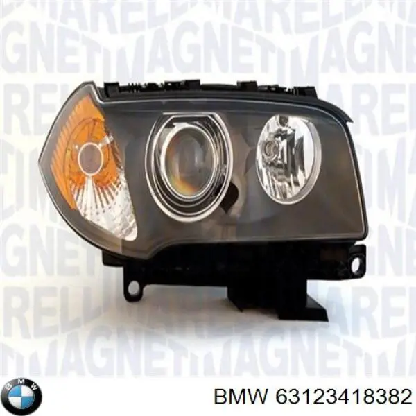 63123418382 BMW Luz direita