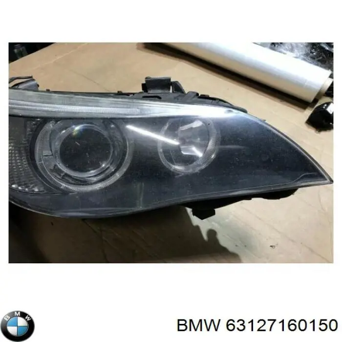 63127160150 BMW Luz direita