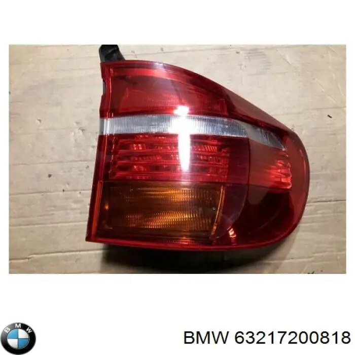 Lanterna traseira direita externa BMW 63217200818 preço, a partir de 155,90 USD