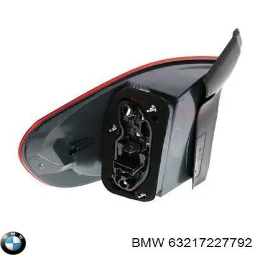 Lanterna traseira direita externa BMW 63217227792 preço, a partir de 396,54 USD