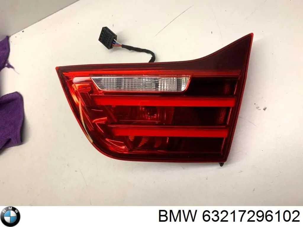 Lanterna traseira direita interna BMW 63217296102 preço, a partir de 161,60 USD