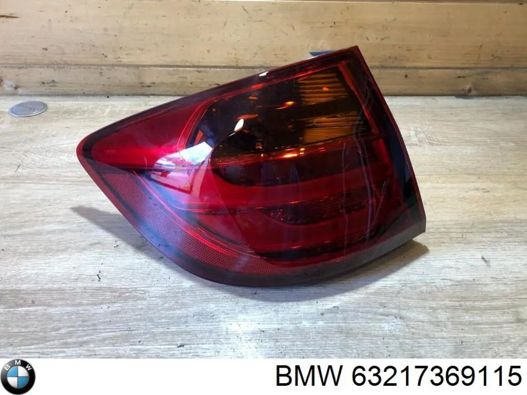 Lanterna traseira esquerda externa BMW 63217369115 preço, a partir de 443,42 USD