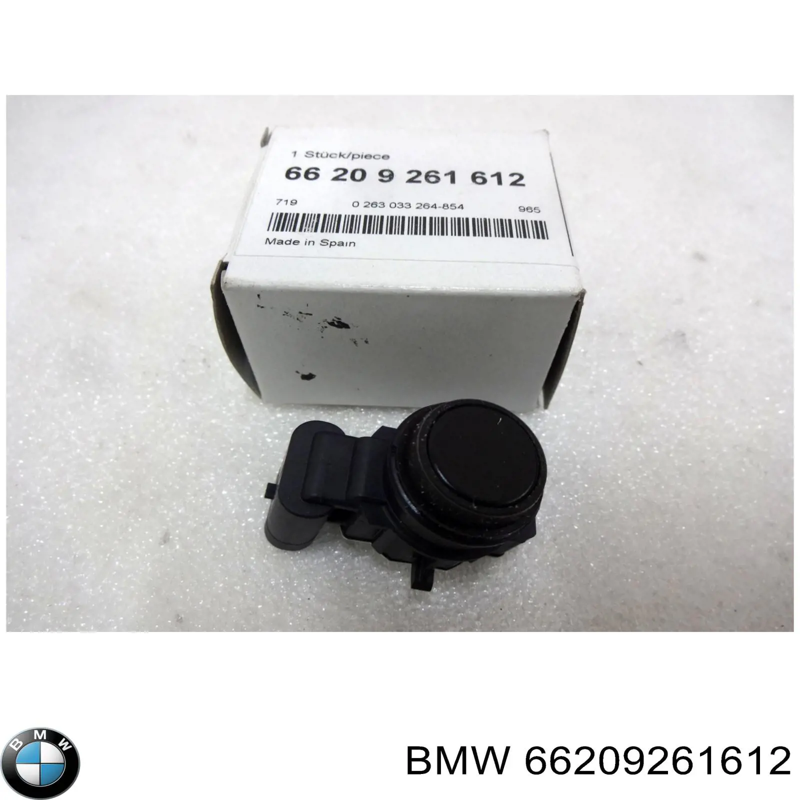 66209261612 BMW Sensor traseiro de sinalização de estacionamento (sensor de estacionamento)