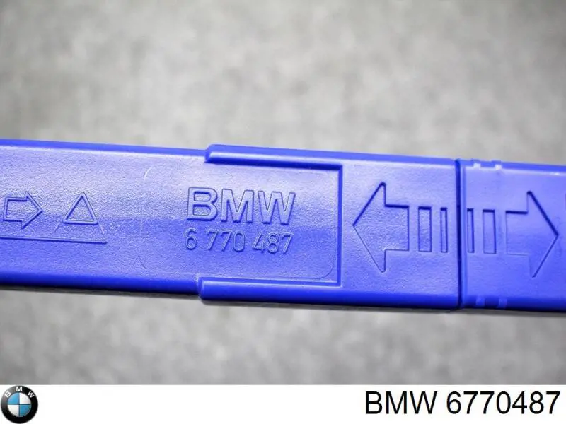 Triângulo de advertência 6770487 BMW