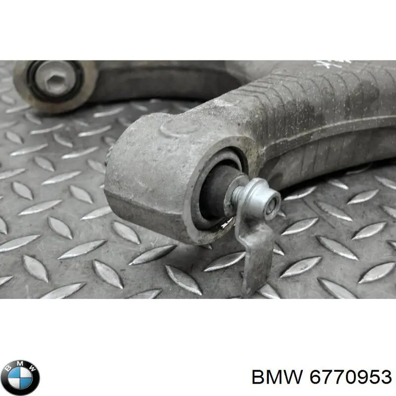  BMW 6770953