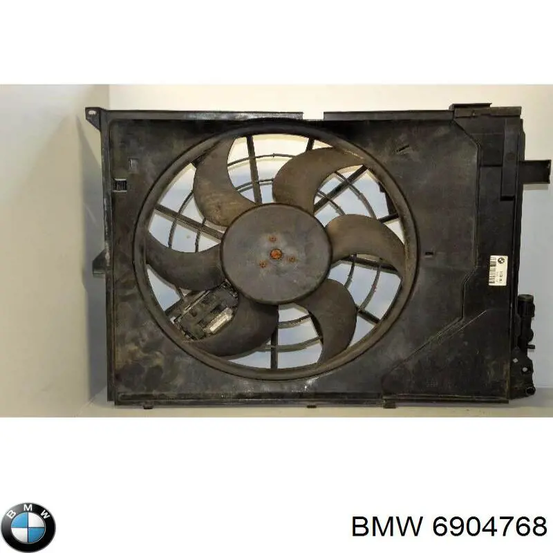  BMW 6904768