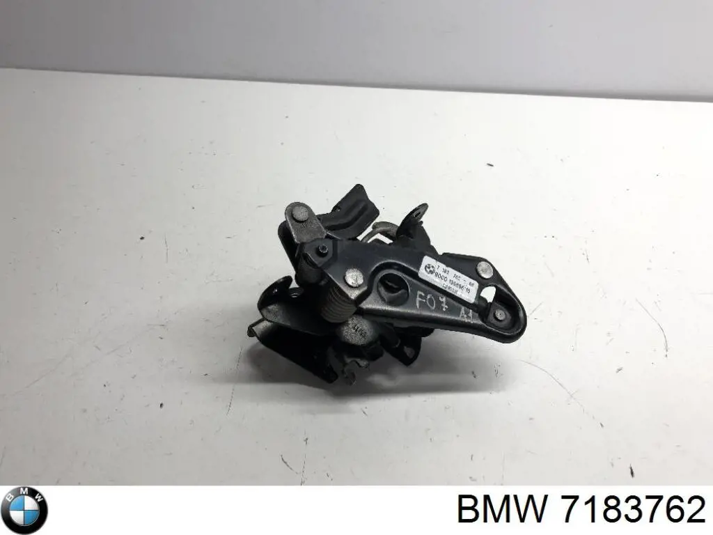 Fecho da capota direito 7183762 BMW