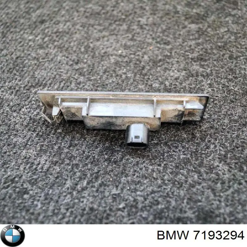Lanterna da luz de fundo de matrícula traseira BMW 7193294 preço, a partir de 22,68 USD