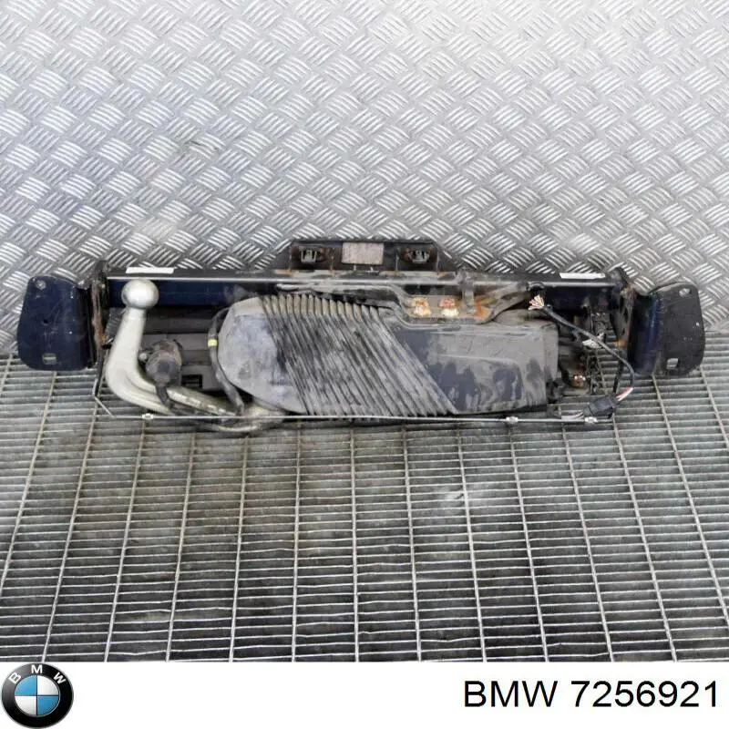 Consola central do pára-choque traseiro 7256921 BMW