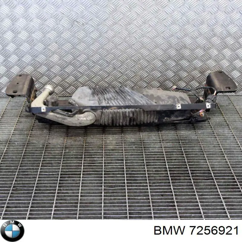 7256921 BMW Consola central do pára-choque traseiro