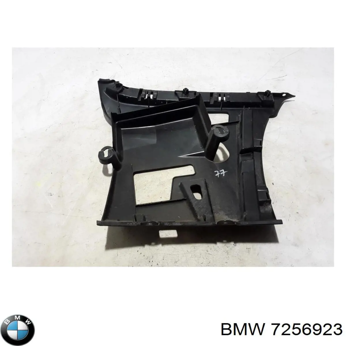 Consola esquerda do pára-choque traseiro externo 7256923 BMW