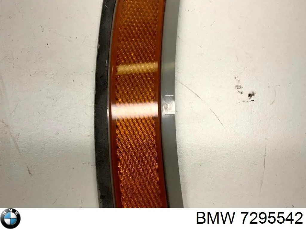 Retrorrefletor (refletor) do pára-choque traseiro direito BMW 7295542 preço, a partir de 15,47 USD
