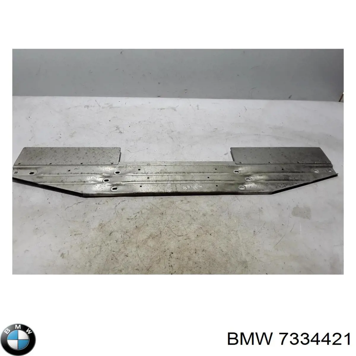 7334421 BMW 