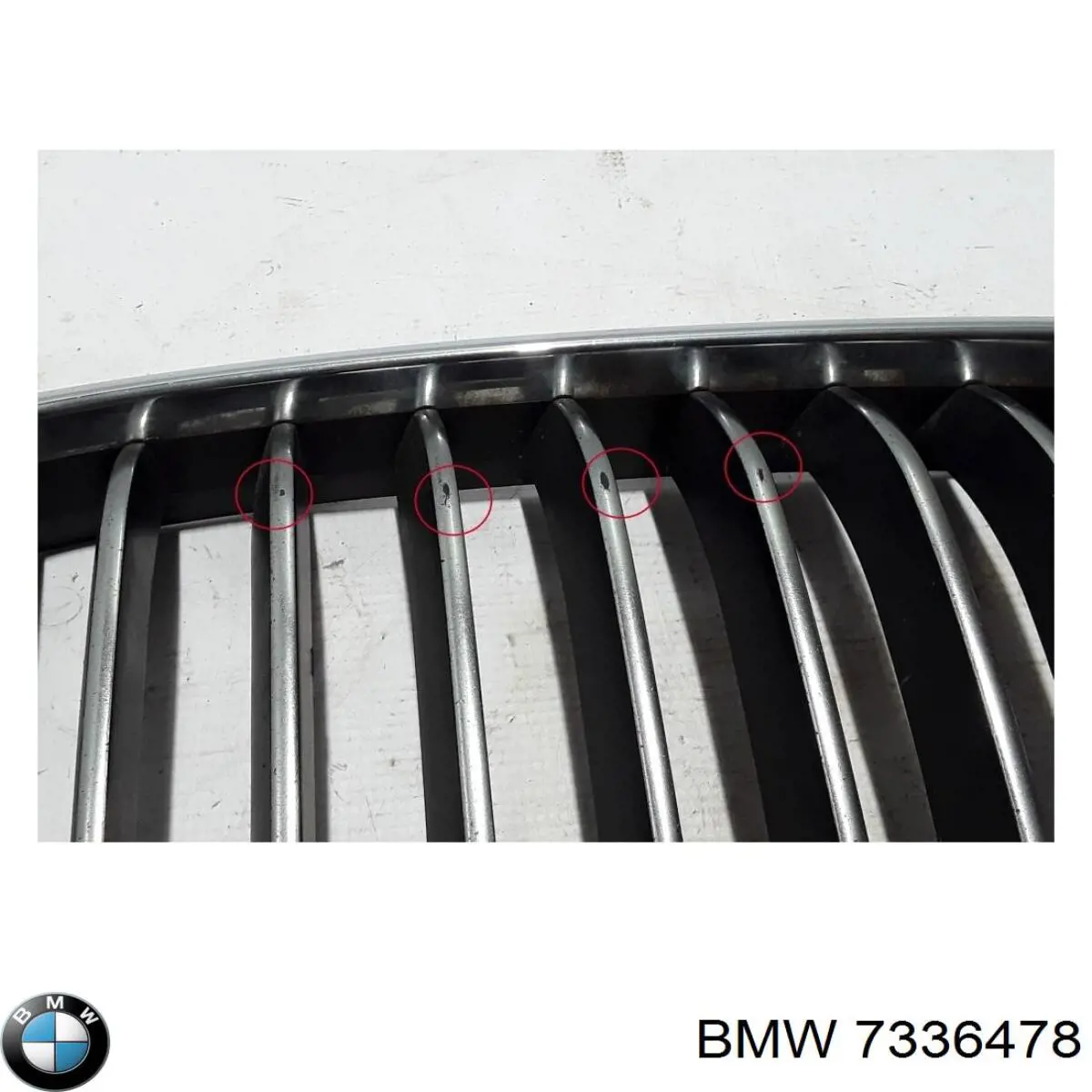7336478 BMW Grelha do radiador direita