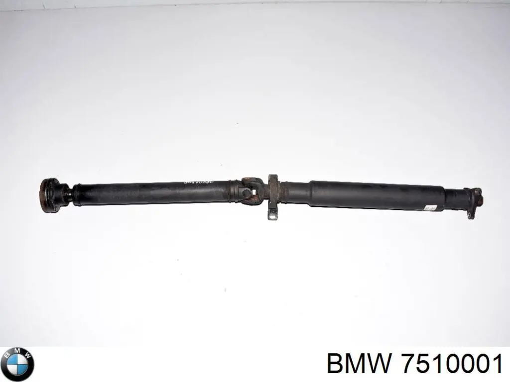 7510001 BMW Junta universal traseira montada