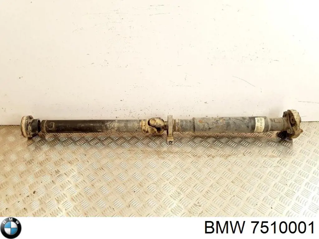 Compre 7510001 BMW Junta universal traseira montada