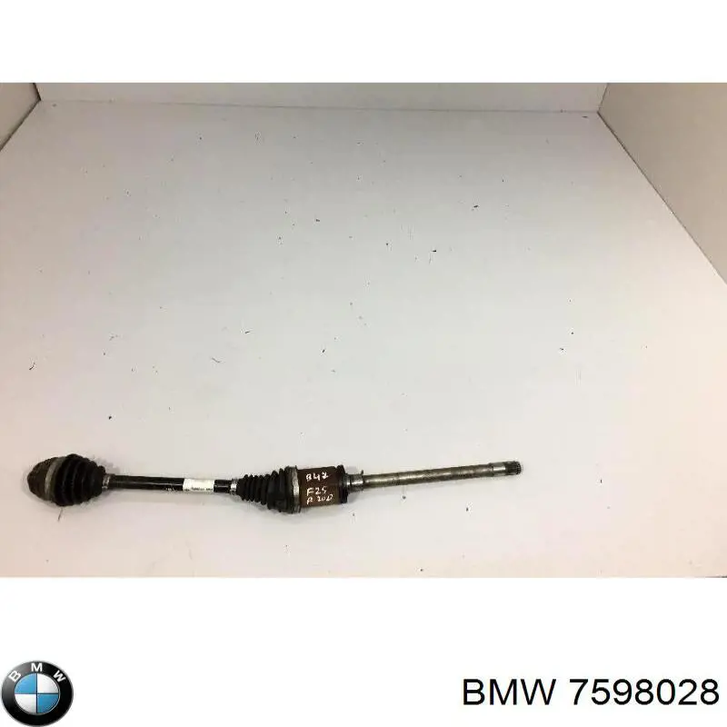 7598028 BMW Semieixo (acionador) dianteiro direito