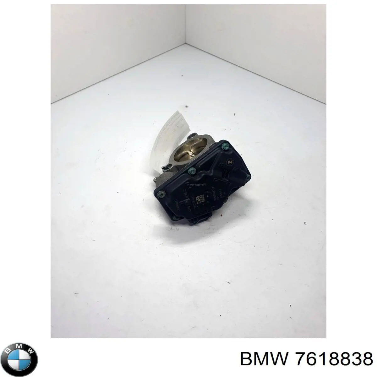 Compre 8UK007623291 HELLA Válvula de borboleta montada