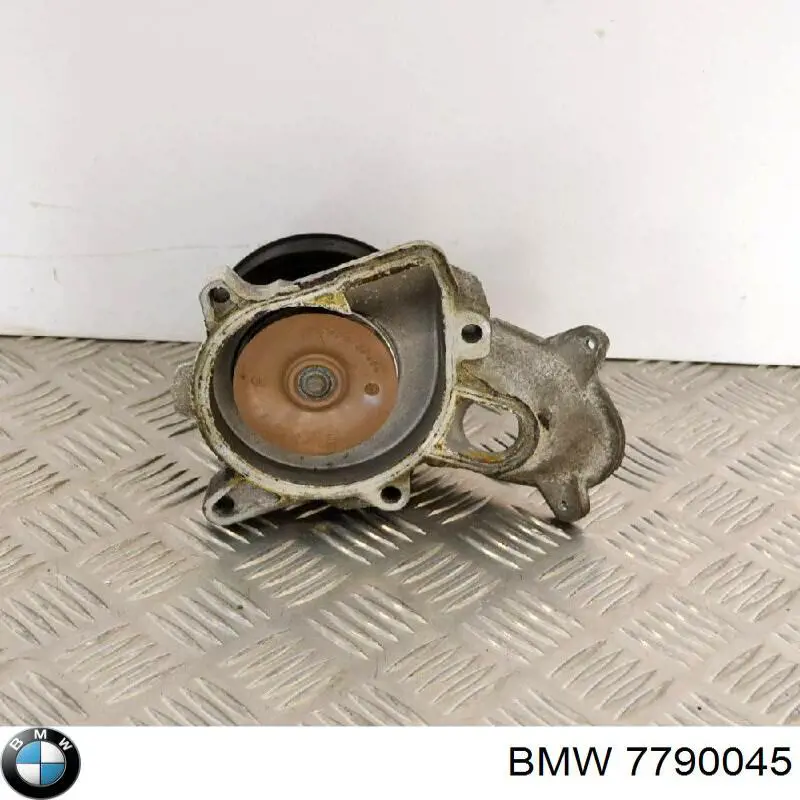 7790045 BMW 