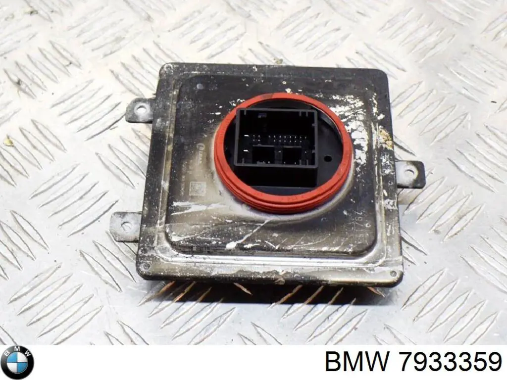 7933359 BMW 