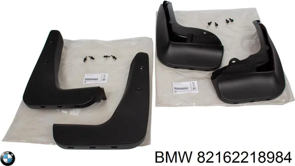 Compre 82162218984 BMW Protetores de lama traseiros, kit