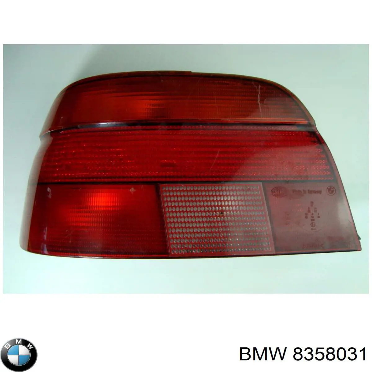 8358031 BMW Lanterna traseira esquerda
