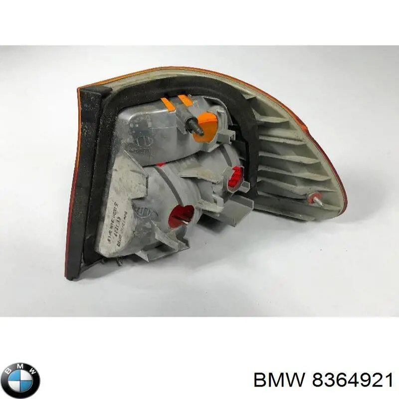 Compre 8364921 BMW Lanterna traseira esquerda externa