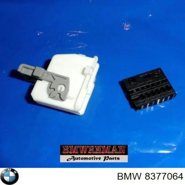 8377064 BMW Conector universal