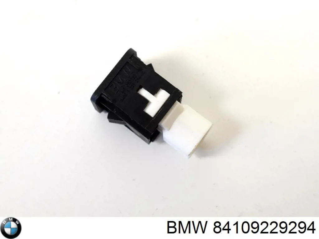 Compre 84109229294 BMW Concentrador USB