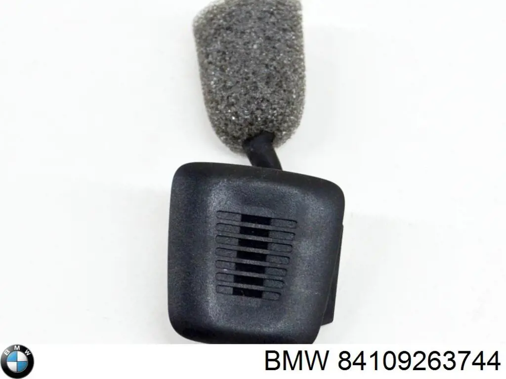 84109263744 BMW Microfone