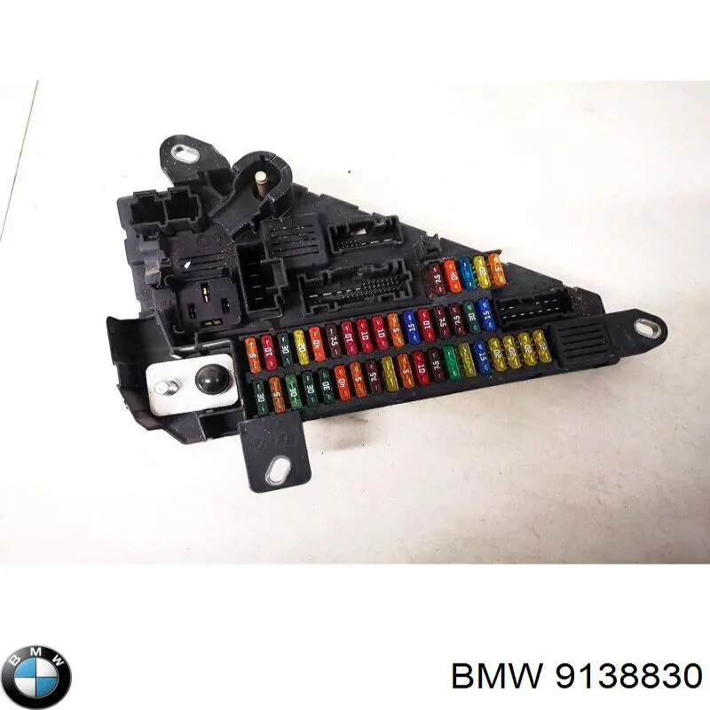 Unidade traseira do salão de dispositivos de segurança BMW 9138830 preço, a partir de 98,92 USD