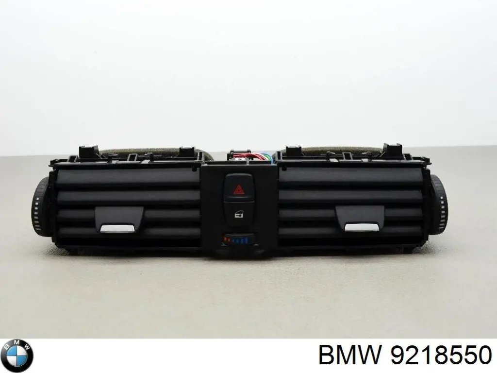 9218550 BMW Grelha direita de ventilação de salão no "painel de instrumentos"