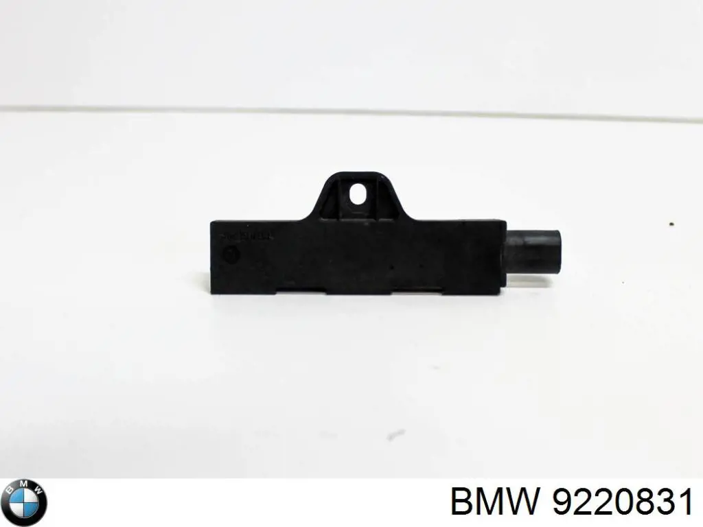 9220831 BMW Antena