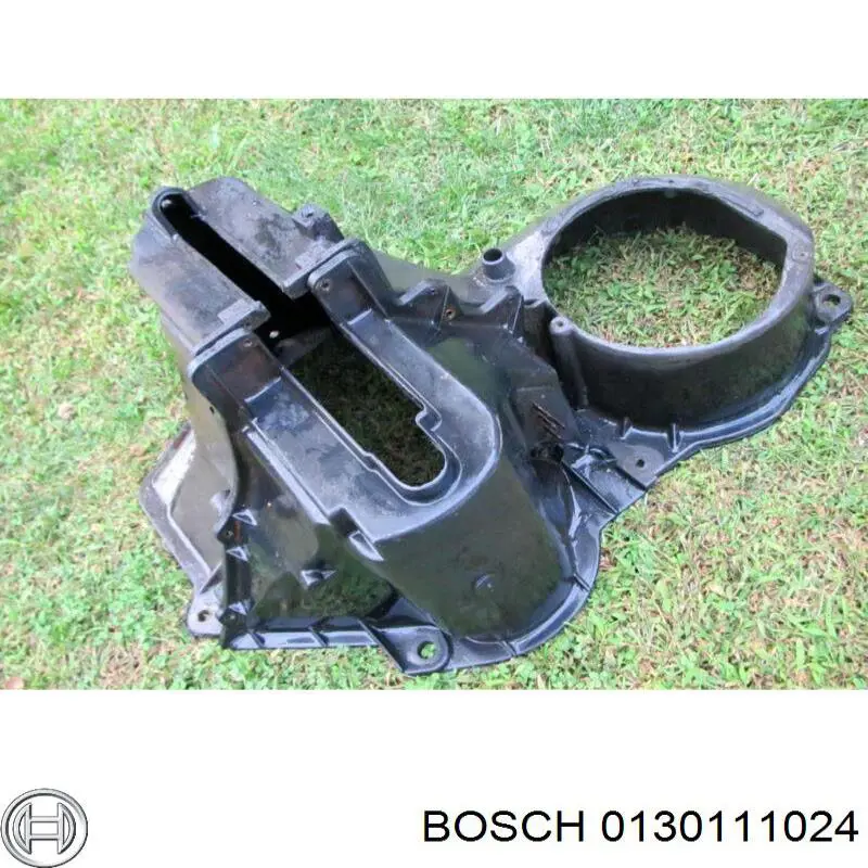 0130111024 Bosch Motor de ventilador de forno (de aquecedor de salão)
