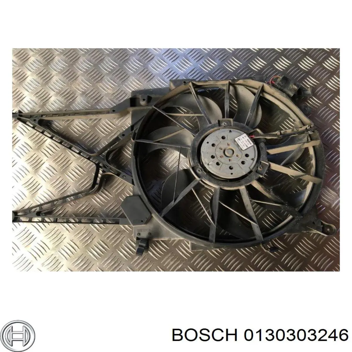 Difusor do radiador de esfriamento, montado com motor e roda de aletas 0130303246 Bosch
